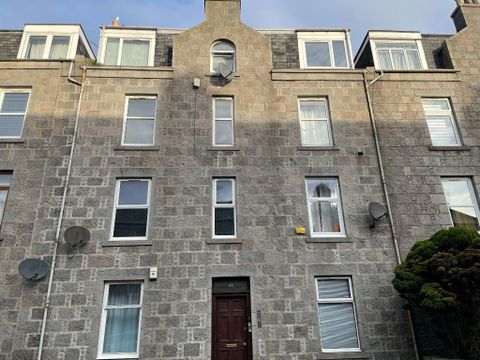 45 Summerfield Terrace AB24