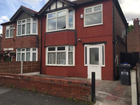 Clarence Rd, Manchester M13