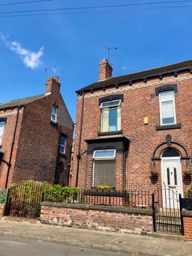 Whingate Grove, Leeds, West Yorkshire LS12