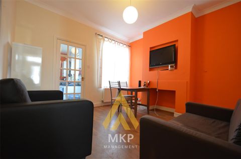 House in Birmingham, Selly Park - View 2