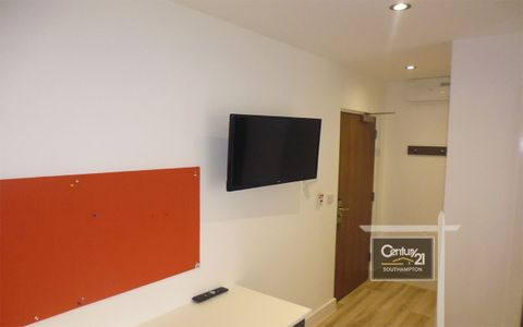 Apartment in Southampton, Bedford Place, The Polygon - View 2