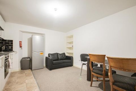 Lord Russell Place, Edinburgh EH9