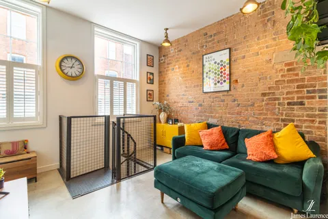 Apartment in Birmingham, West Midlands - View 5