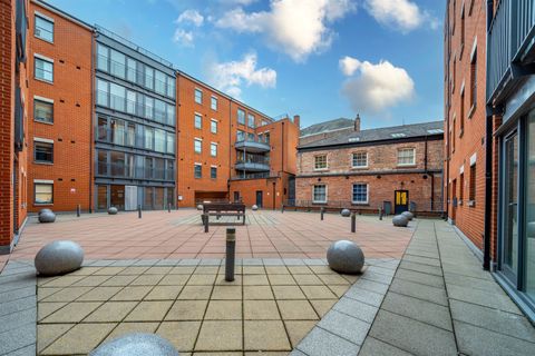Weekday Cross, The Lace Market, Nottingham NG1