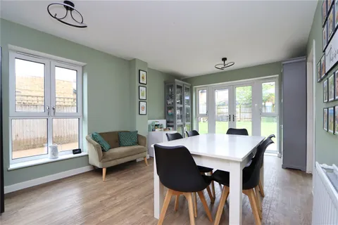 House in Oakgrove MK10 - View 5