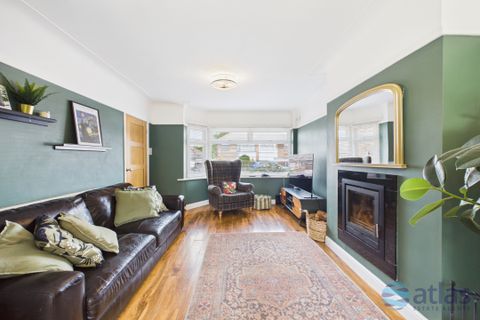 Grangeside, Gateacre L25 - More