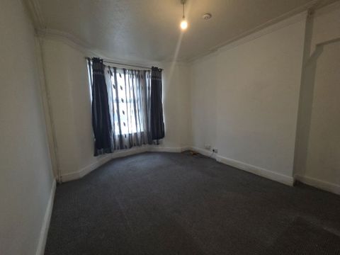 324 Gillott Road, Edgbaston, Birmingham, West Midlands B16 - More