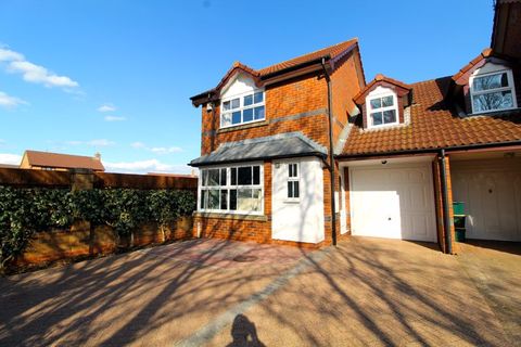 Long Close, Bradley Stoke BS32