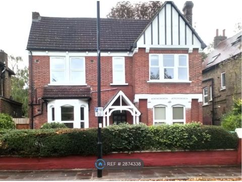 Pierrepoint Road, Acton W3, Studio to rent