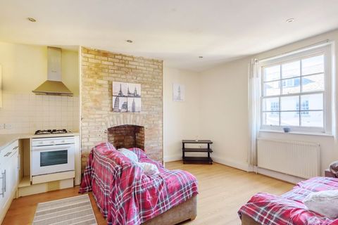 High East Street, Dorchester DT1, 3 bed flat for sale, £150,000 - Zoopla