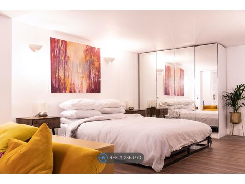 Wembury Mews, London N6