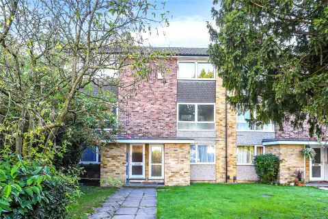 Apartment in Reading - View 2