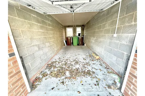 Apartment in Nottingham, Carrington, Nottinghamshire - View 5