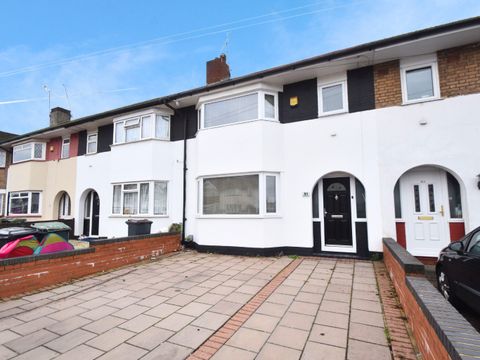 3 bed terraced house for sale in Wilsden Avenue, Luton LU1, £315,000 ...