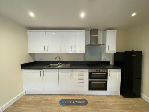 High Street, Midsomer Norton, Radstock BA3
