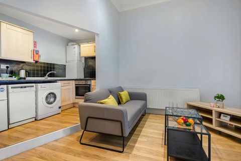 Hyde Terrace, Leeds LS2