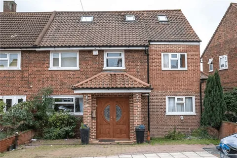 House in London, Colney Hatch - View 5