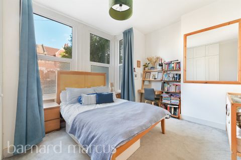 Gleneagle Road, London SW16