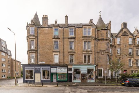 Apartment in Edinburgh, Marchmont - View 2