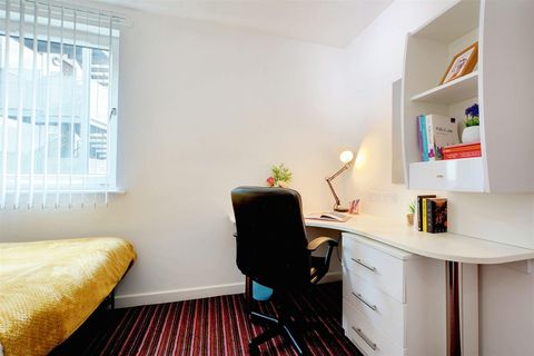Apartment in Blaby, Braunstone - View 2