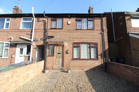 Icknield Road, Luton LU3, 3 bed end terrace house for sale, £350,000 ...