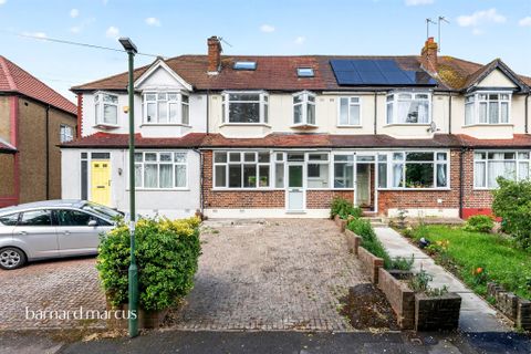 Hobart Road, Worcester Park KT4