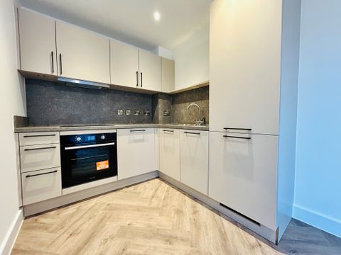 Castleward Boulevard, Derby DE1, Studio to rent