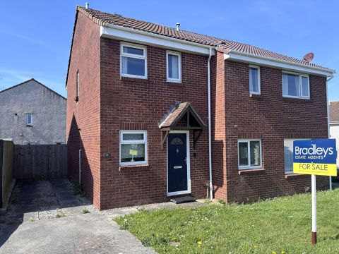 Kitter Drive, Plymouth, Devon PL9