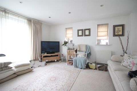 Deane Road, Nottingham NG11