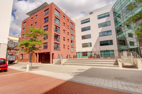 Colton Square, City Centre, Leicester LE1 - View 2