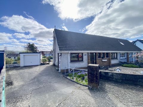 Elizabeth Close, Ynysforgan, Swansea, City And County Of Swansea. SA6