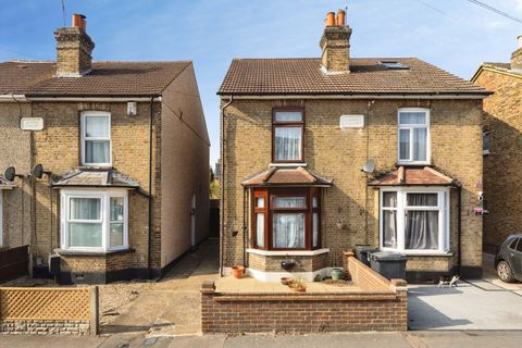Douglas Road, Hornchurch, Essex RM11