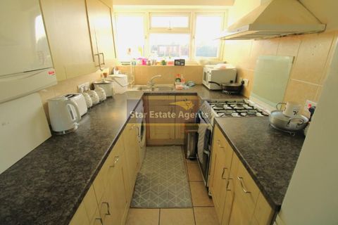Denziloe Avenue, Uxbridge, Greater London UB10