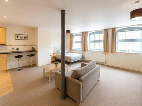 Apartment in Bristol, Old Market, Broadmead - View 5