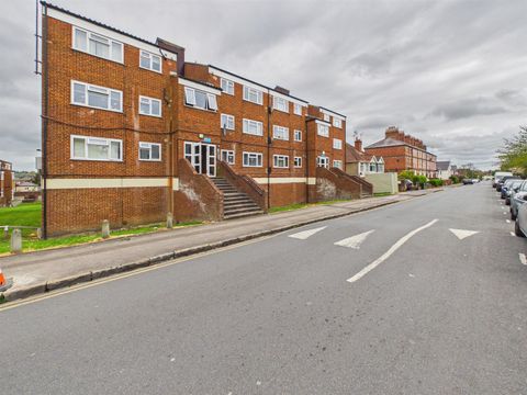 Branksome Court, Reading RG1 - View 2