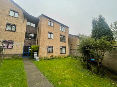 Wessex Gardens, Sheffield S17