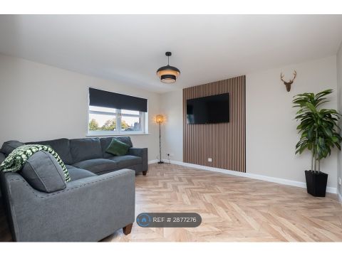 Charles St, Aberdeen AB25