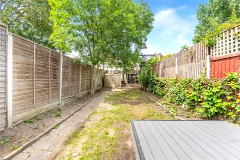 Clarendon Road, Walthamstow, London E17 – pohled 5