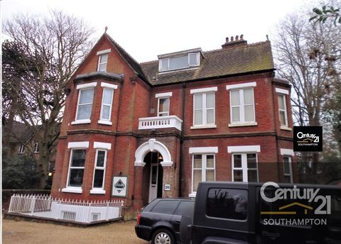 |Ref: R152180|, Westwood Road, Southampton SO17, Studio to rent