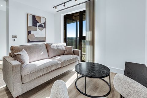 Scrubs Lane, London NW10, Studio to rent