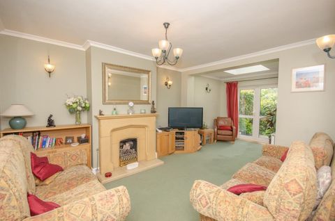 Badminton Road, Downend, Bristol BS16 - More