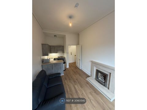 Thornwood Avenue, Glasgow G11
