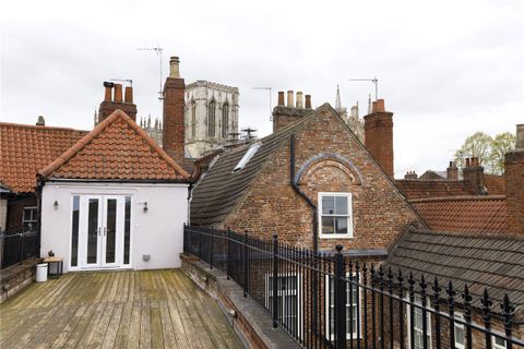 Goodramgate, York, North Yorkshire YO1