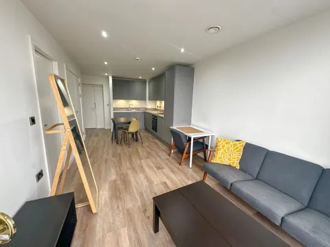 Apartment in Manchester, Piccadilly, City Centre - View 5