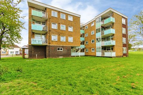 Kendal Avenue, Southampton, Hampshire SO16