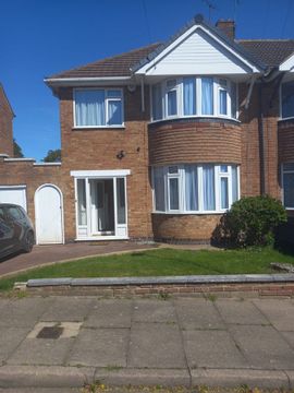 13 Englefield Road, Leicester LE5