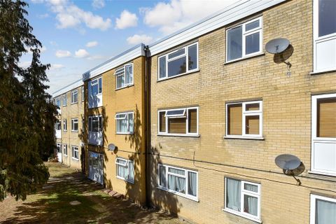 Ross Road, Wallington, Surrey SM6