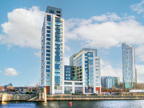 William Jessop Way, Liverpool L3