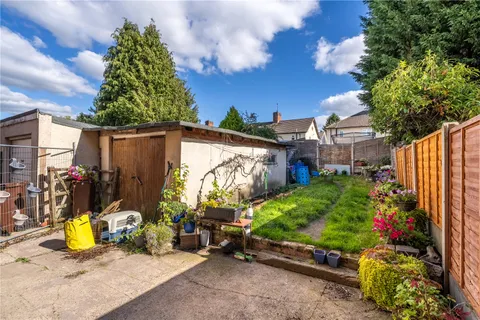 House in Wolverhampton, Tettenhall - View 5