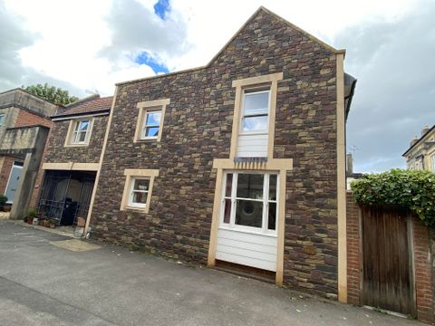Thorndale Mews, Bristol BS8